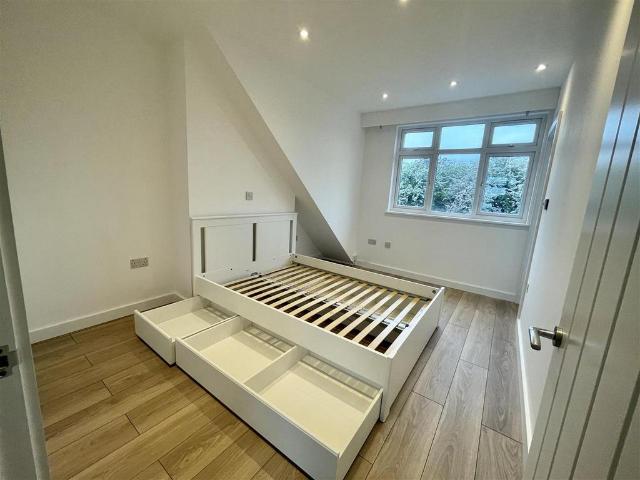 House for rent in Lane, Greater London