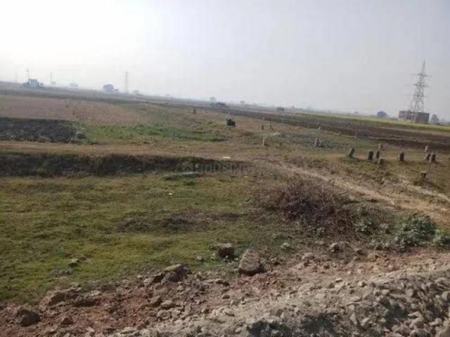Land for sale in Dera Ismail Khan, North West Frontier Province