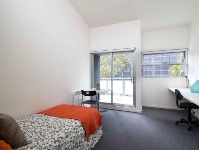 Granny Flat for rent in Box Hill, Melbourne