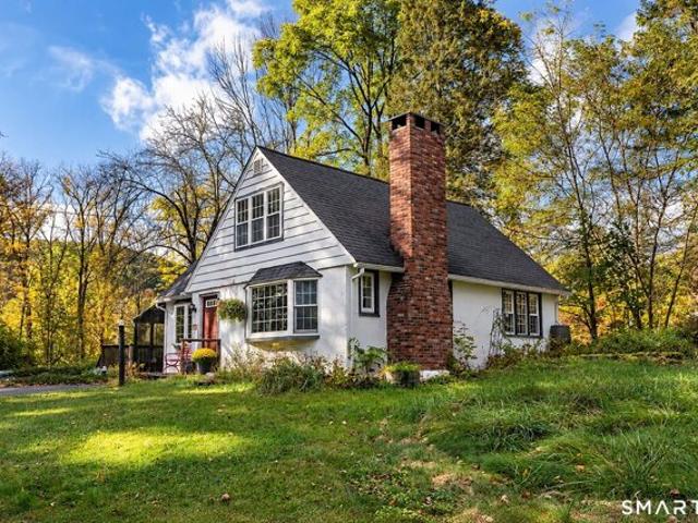 House for sale in Kent Furnace, Kent