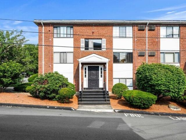 Condo for sale in Andover, Essex County