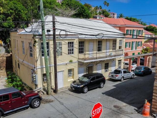 House for sale in Saint Thomas, Missouri