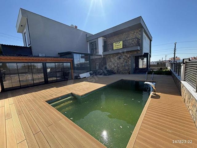 Akhisar, Manisa içerisinde satılık Villa