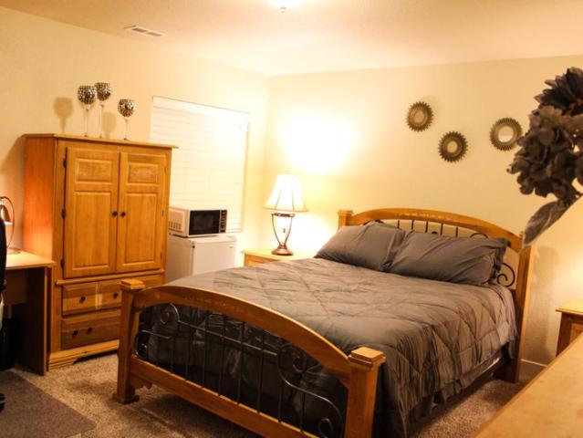 Room for rent in Colorado Springs, El Paso County