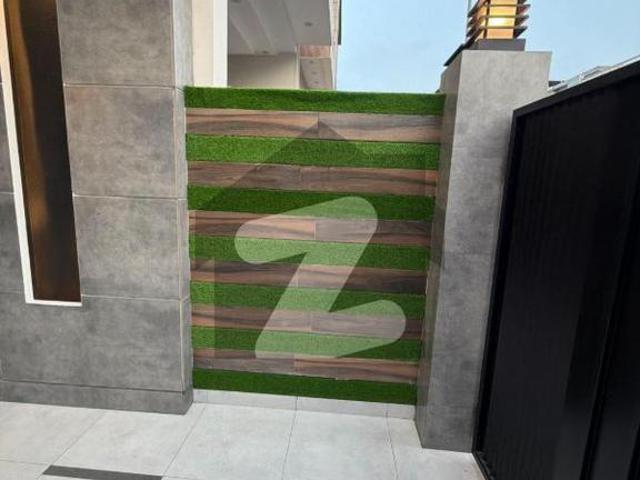 House for sale in Sialkot, Islamabad Capital Territory