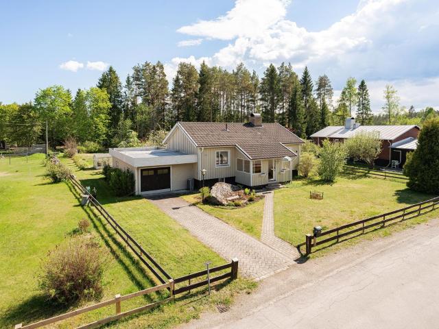 Villa till salu i Älvkarleby, Uppsala