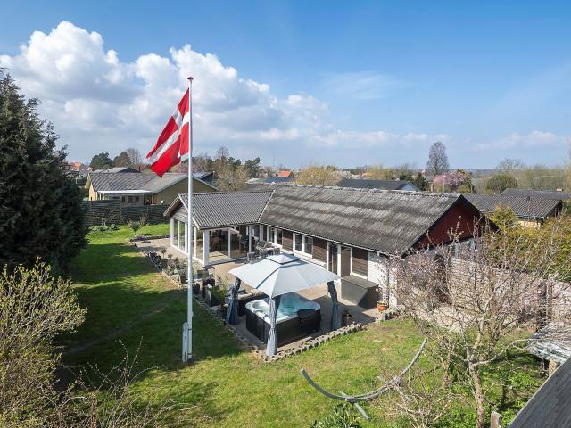Villa til salg i Rønnede, Faxe