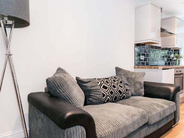 House for rent in Woodhouse, West Yorkshire
