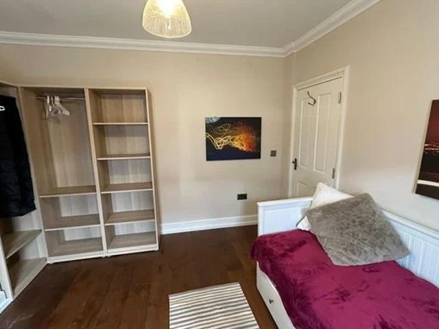 Studio for rent in Semilong, Northampton