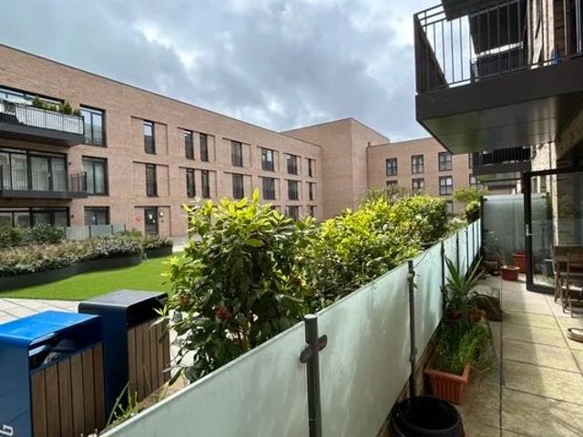 Studio for rent in Colindale, Greater London