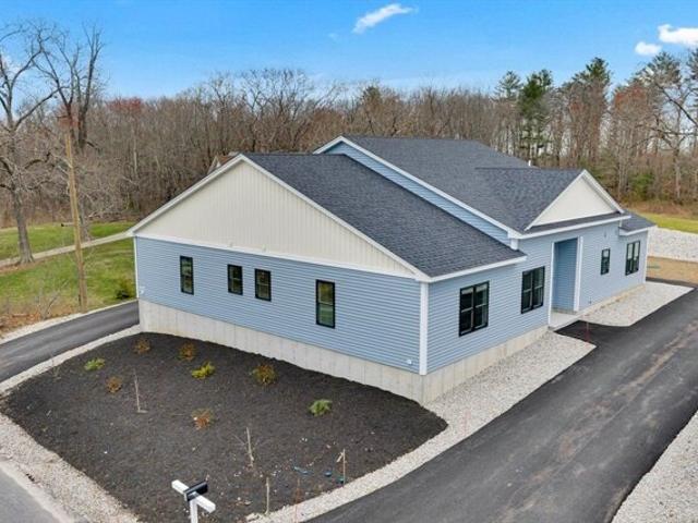 Condo for sale in Charlton, Massachusetts