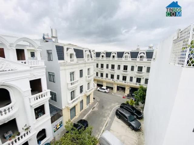 Biệt Thự bán tại Thủ Đức, Hồ Chí Minh