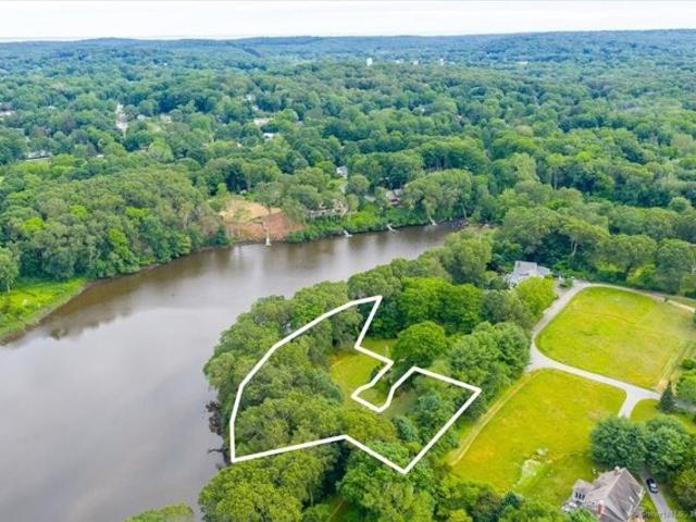 Land for sale in Essex