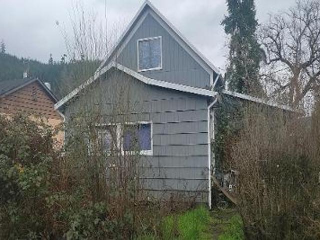 House for sale in Oregonia