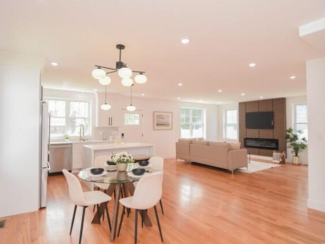 Condo for sale in Belmont