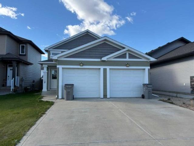 House for rent in Crystal Landing, Grande Prairie