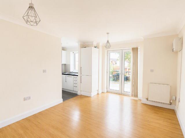 Apartment for rent in London Borough of Croydon, Greater London