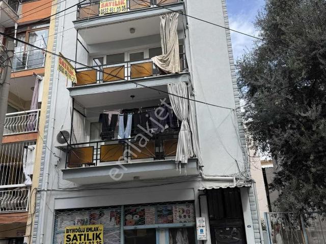 Karabağlar, İzmir içerisinde satılık Villa