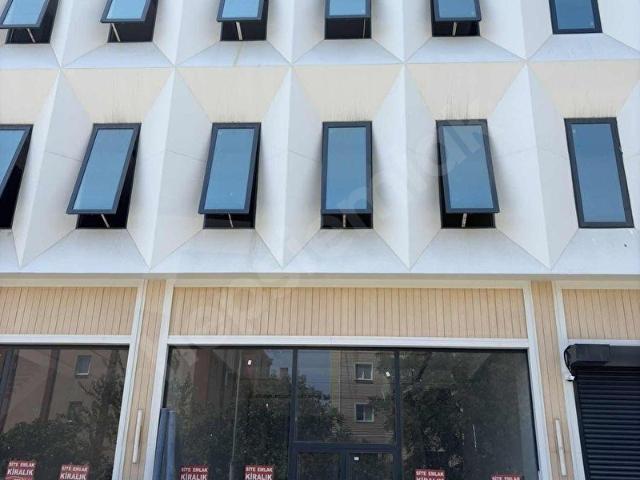 Başakşehir, İstanbul içerisinde satılık Dükkan