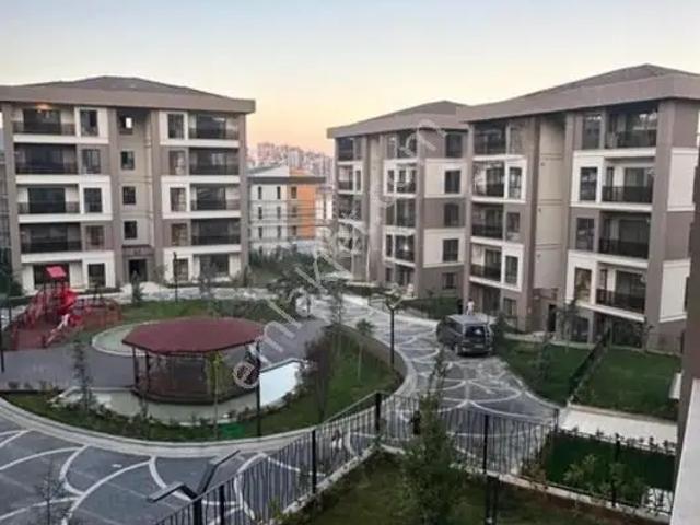 Kayabaşı Mahallesi, Başakşehir içerisinde kiralık mülk