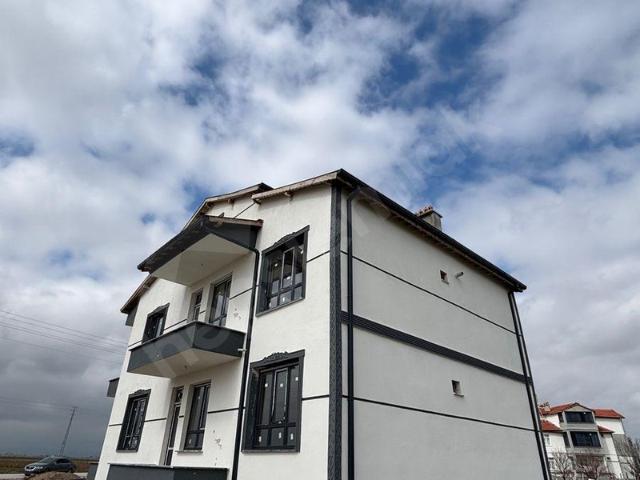 Başak Mahallesi, Karatay içerisinde satılık Villa