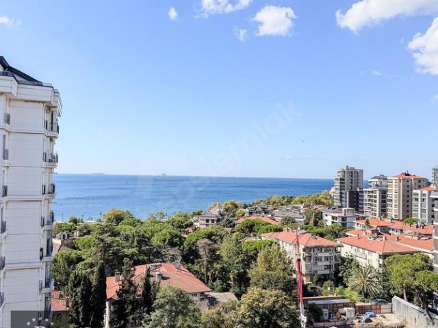 Caddebostan Mahallesi, Kadıköy içerisinde satılık mülk