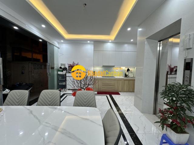 Nhà mặt phố bán