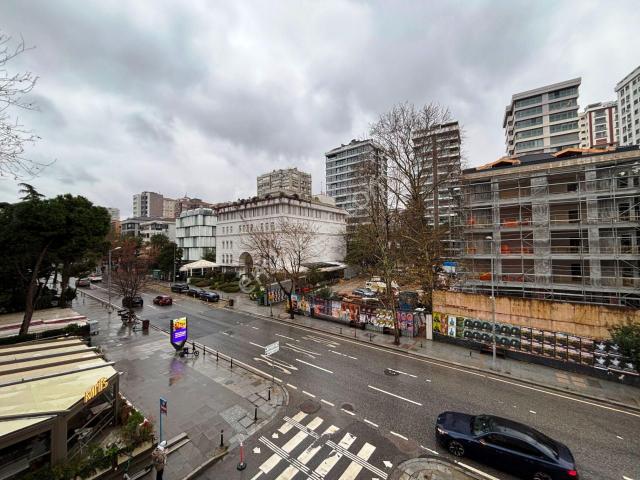 Kadiköy, İstanbul içerisinde kiralık mülk