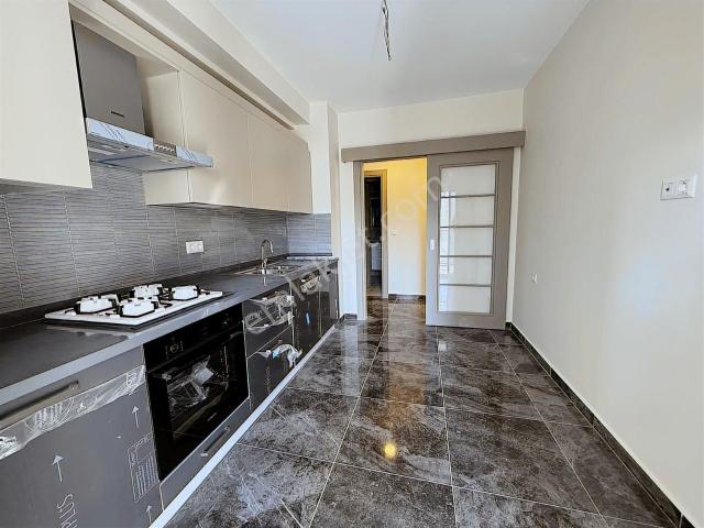 Kadiköy, İstanbul içerisinde kiralık mülk