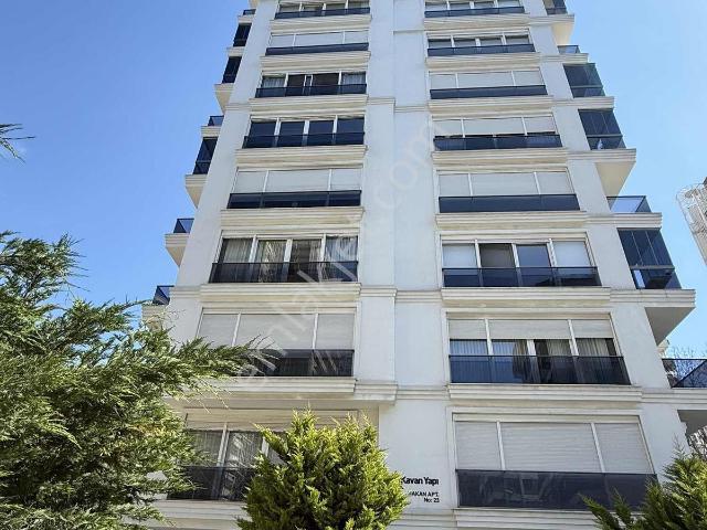 Kadiköy, İstanbul içerisinde kiralık mülk