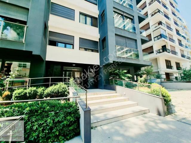 Kadiköy, İstanbul içerisinde kiralık mülk