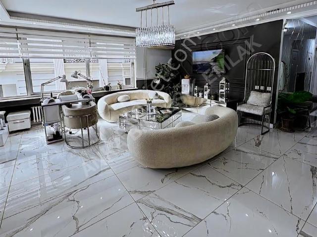 Kadiköy, İstanbul içerisinde kiralık Dükkan