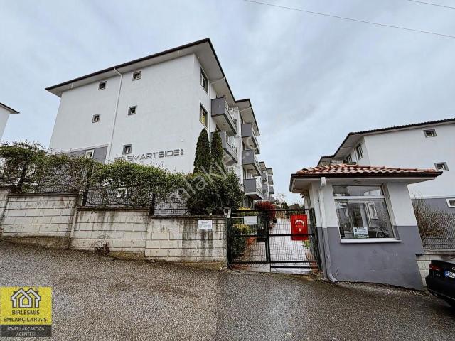 İzmit, Kocaeli içerisinde kiralık mülk