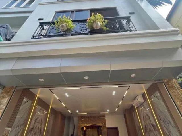 Nhà bán tại Hoàn Kiếm, Hà Nội