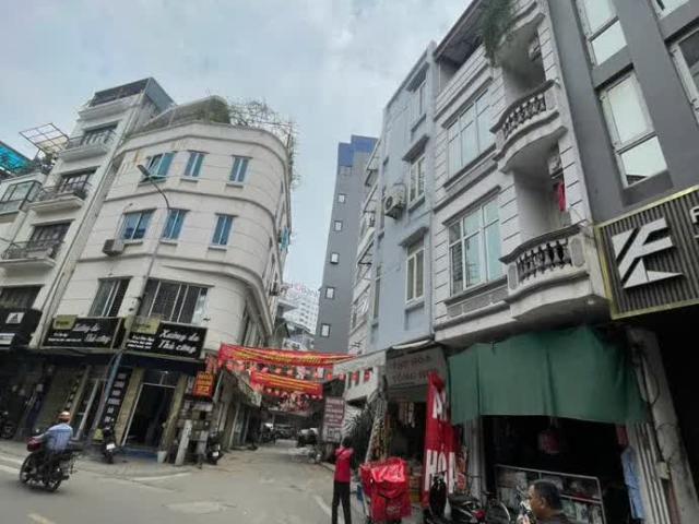 Nhà bán tại Hoàn Kiếm, Hà Nội