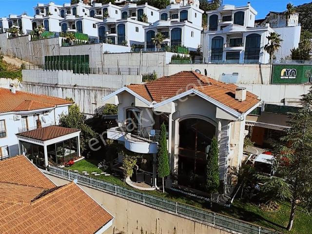 Başiskele, Kocaeli içerisinde satılık Villa