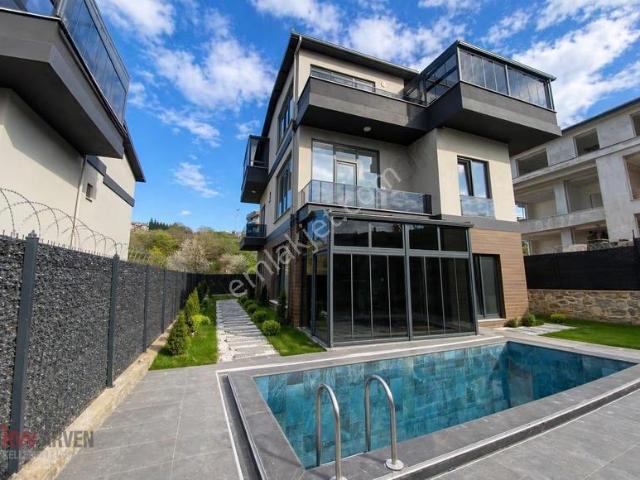 Başiskele, Kocaeli içerisinde kiralık Villa