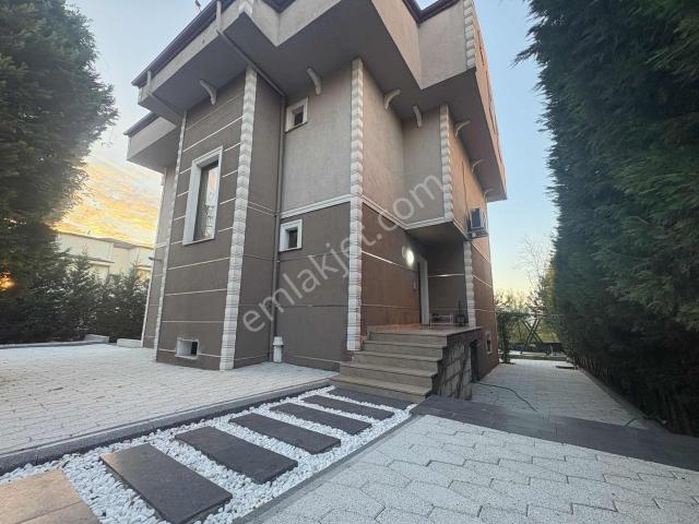 Mahmutpaşa Mahallesi, Başiskele içerisinde satılık Villa