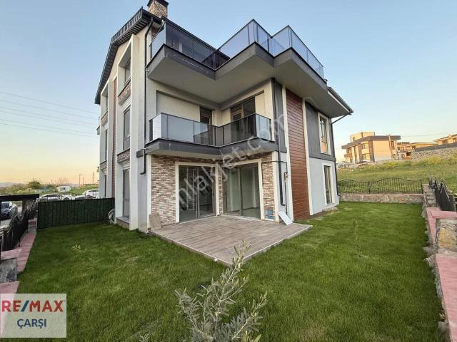Gölcük, Kocaeli içerisinde satılık Villa
