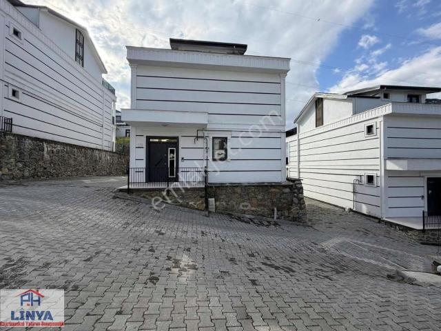 Başiskele, Kocaeli içerisinde satılık Villa
