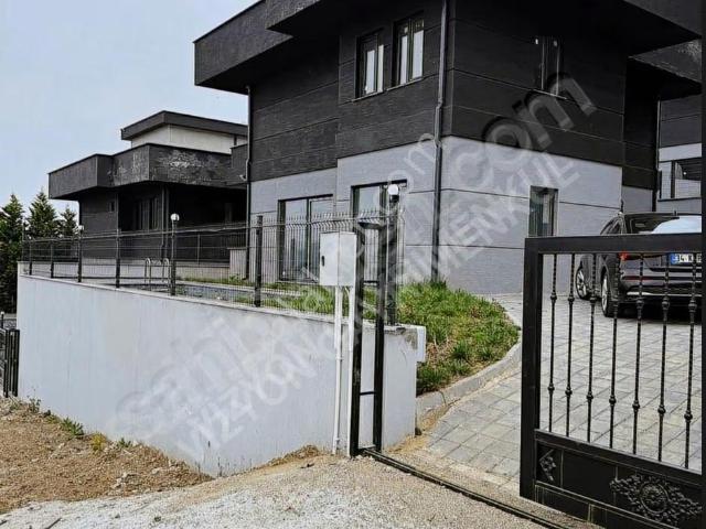Başiskele, Kocaeli içerisinde satılık Villa