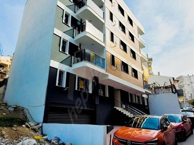 Karabağlar, İzmir içerisinde satılık mülk