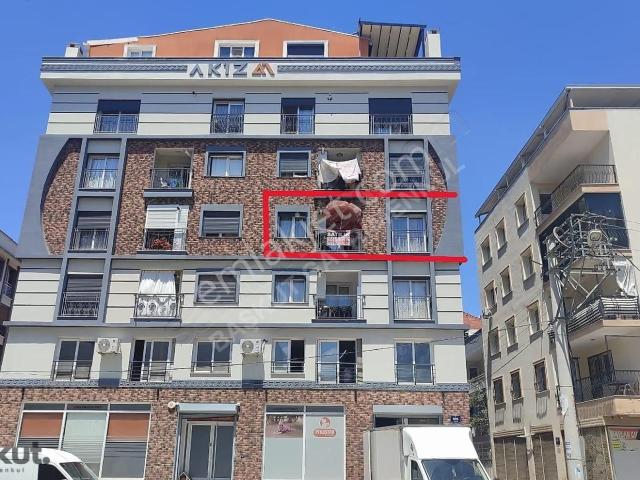 Karşiyaka, İzmir içerisinde satılık mülk