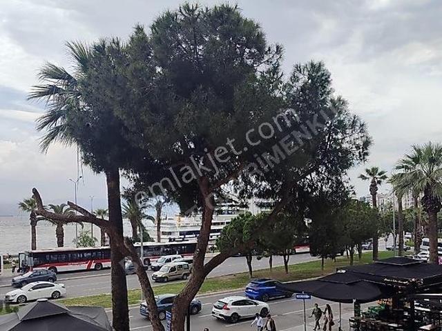 Tuna Mahallesi, Karşıyaka içerisinde kiralık mülk