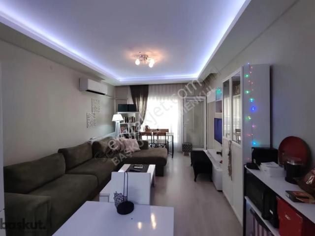 Karşiyaka, İzmir içerisinde kiralık mülk