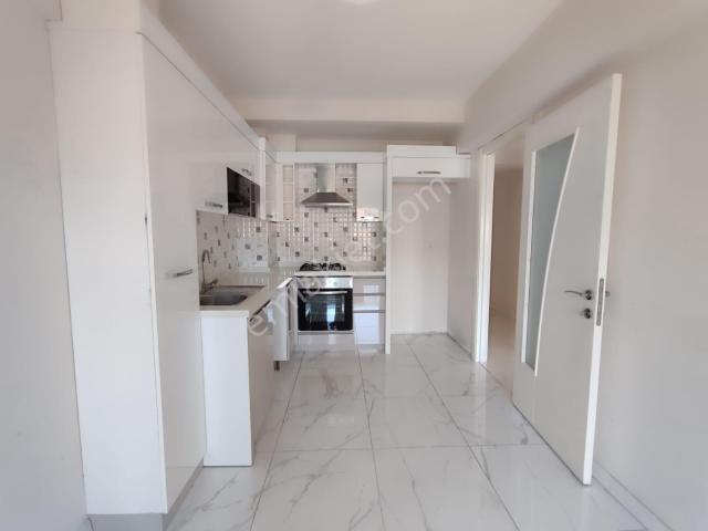 Karşiyaka, İzmir içerisinde kiralık mülk