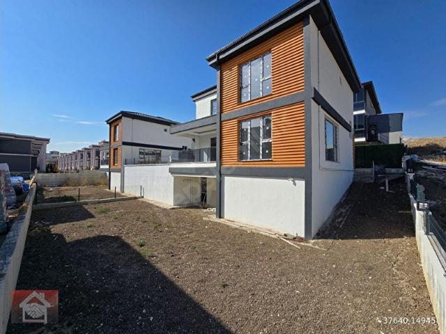 Etimesgut, Ankara içerisinde satılık Villa