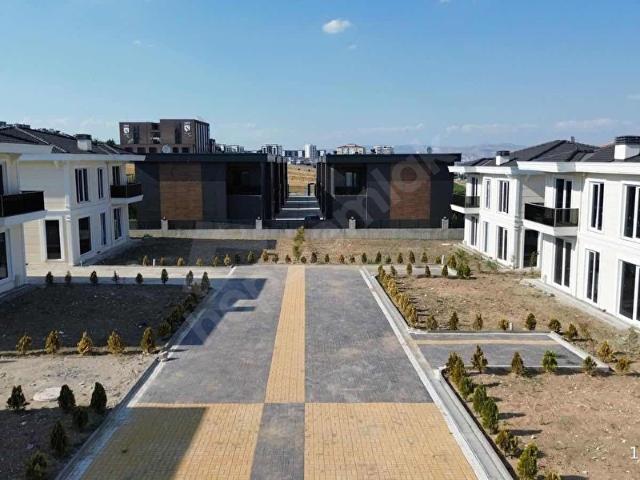 Etimesgut, Ankara içerisinde satılık Villa