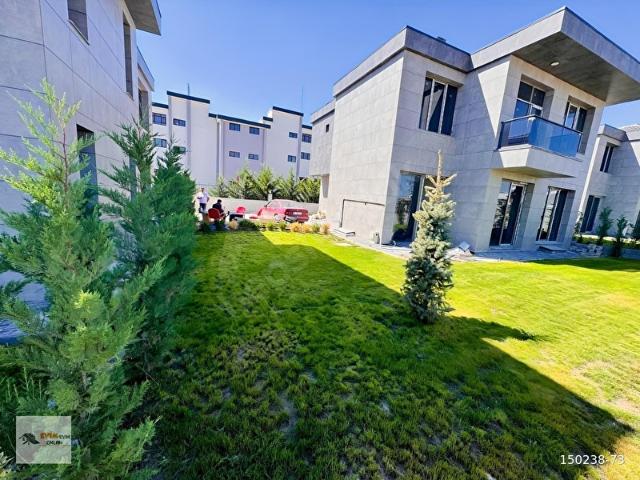 Bağlıca, Etimesgut içerisinde satılık Villa