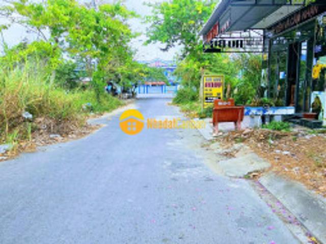 Mặt bằng bán